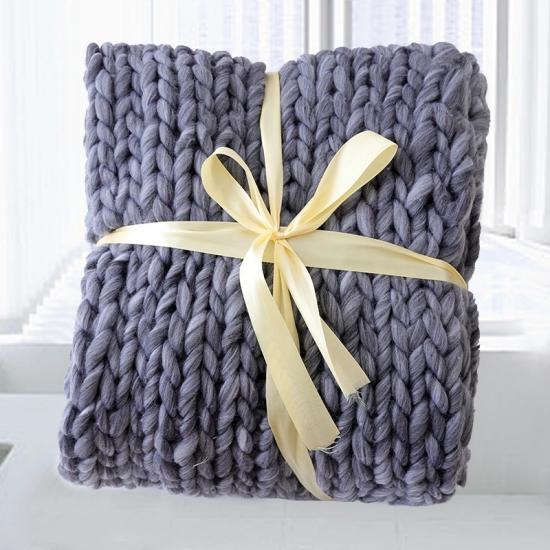 Hand weaving blanket